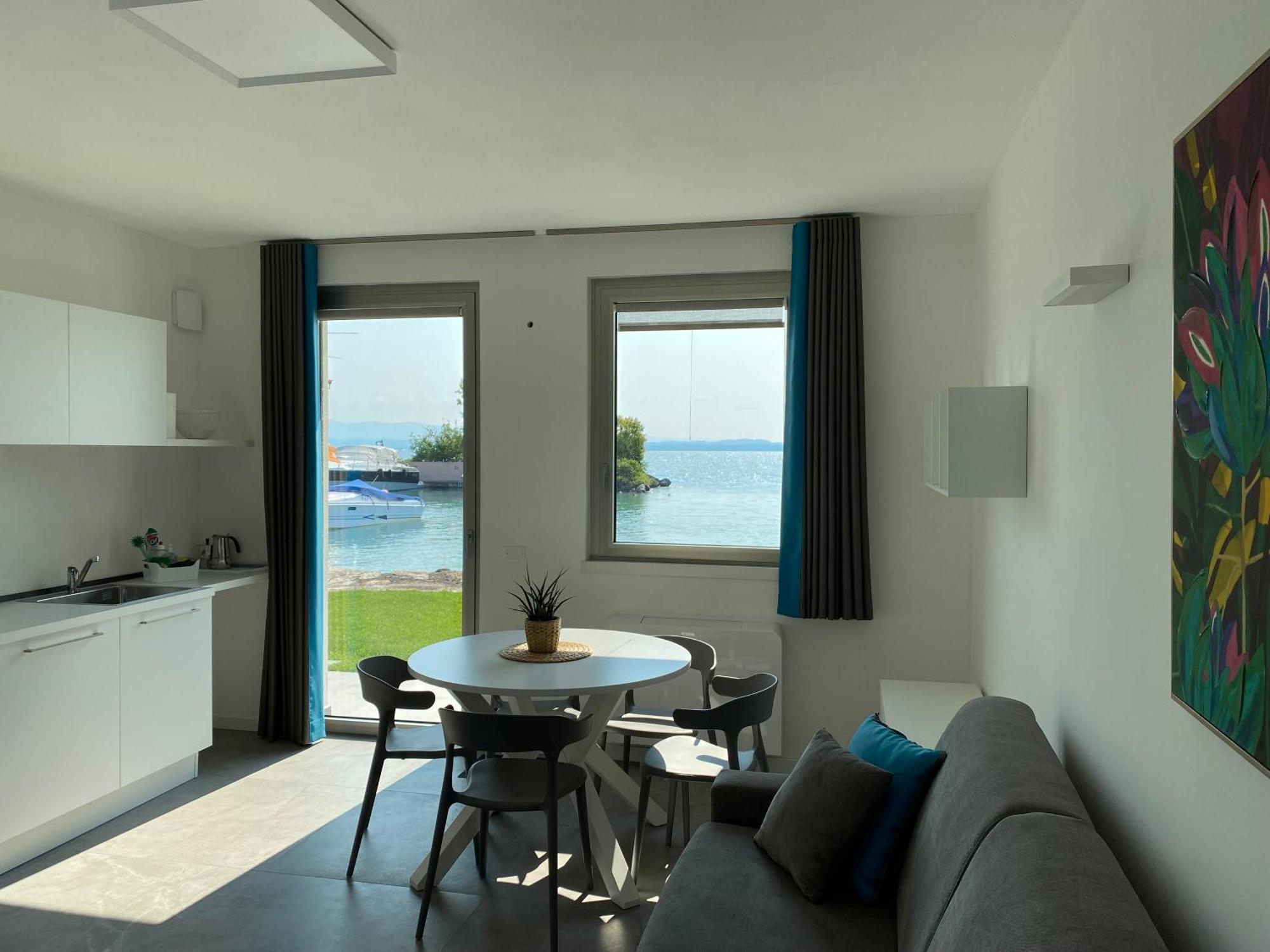 Sirmio Apartments - Darsena Stay Sirmione Exterior foto