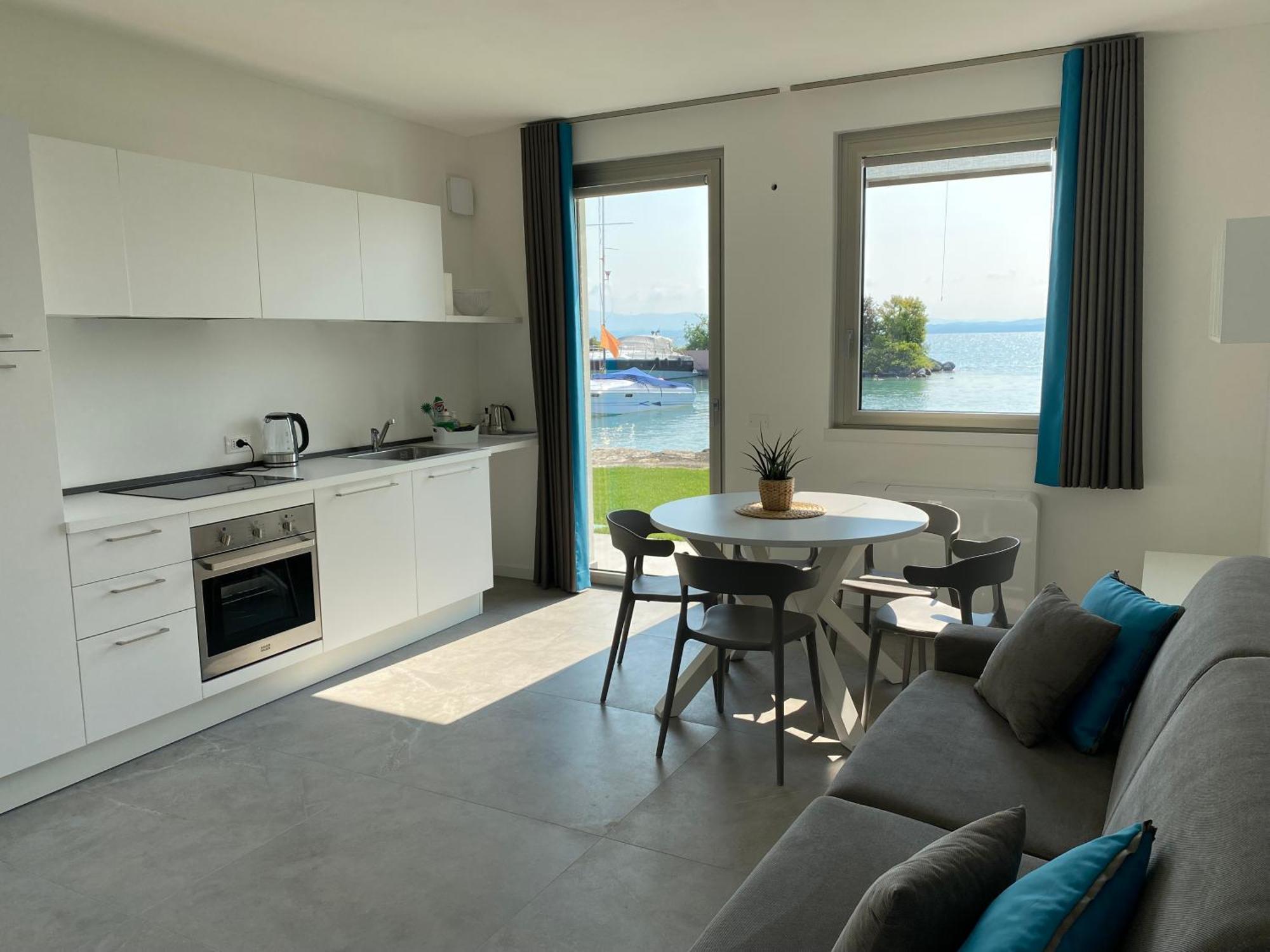 Sirmio Apartments - Darsena Stay Sirmione Exterior foto