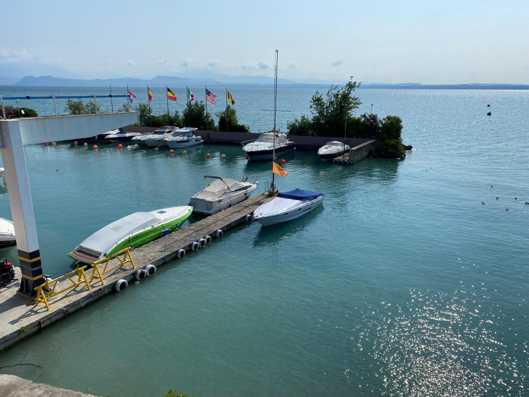 Sirmio Apartments - Darsena Stay Sirmione Exterior foto